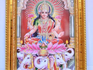 FRAME PHOTO VAIBHAV LAKSHMI